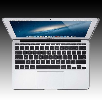 Apple MacBook Air 11-inch, Model A1465, dual-core i5 1.7GHz/4GB/64GB flash/HD Graphics 4001-SUN