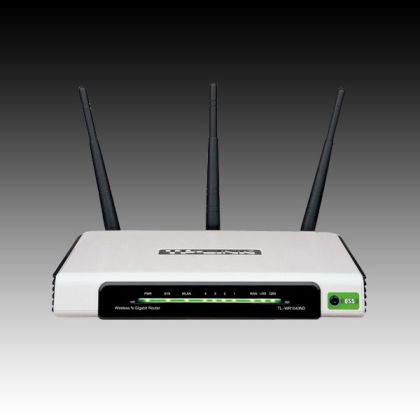 Router TP-Link TL-WR1043ND, 2,4GHz Wireless N 300Mbps, 4 x 10/100/1000Mbps LAN Gigabit Ports, 1 x 10/100/1000Mbps WAN Gigabit Port, 1 x USB 2.0 Port, Detachable Omni DIrectional Antenna 3 x 5dBi (RP-SMA)