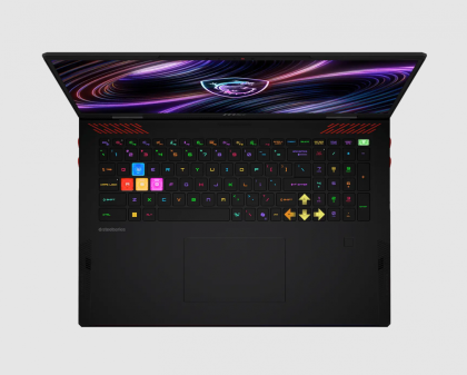 Raider 18 UHD+ U9 290HX+ 64 2T 5090 W11H
